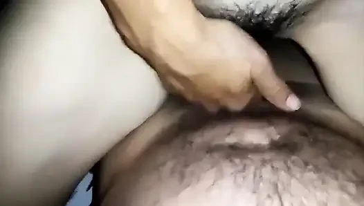 Aku suka banget posisi ini, sampai aku crot di dalam