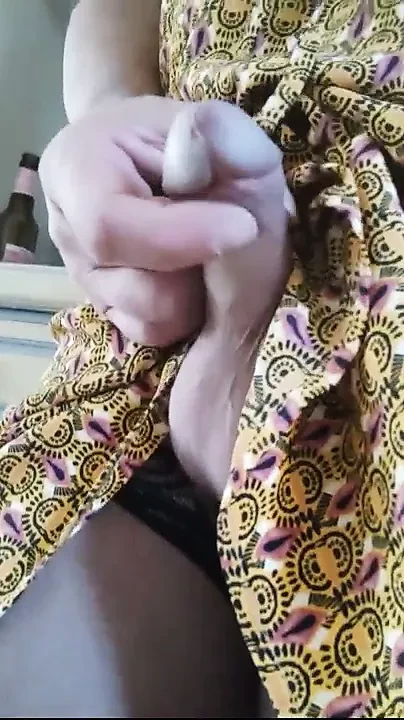 a tiny clit to suck