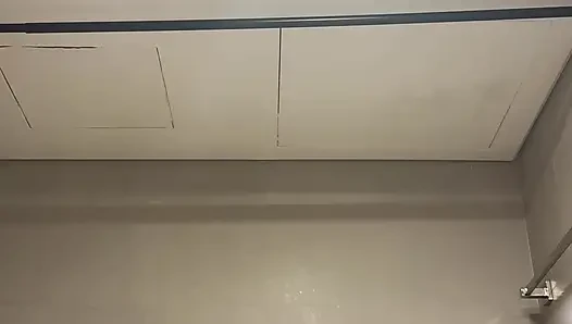 Küvette samimi tıraş