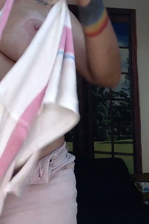 Rasgando mi camiseta