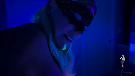 Lights Down, Glow up