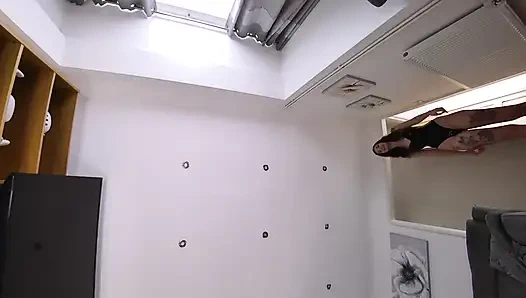 Katie cooper - cewek dominan dudukin muka