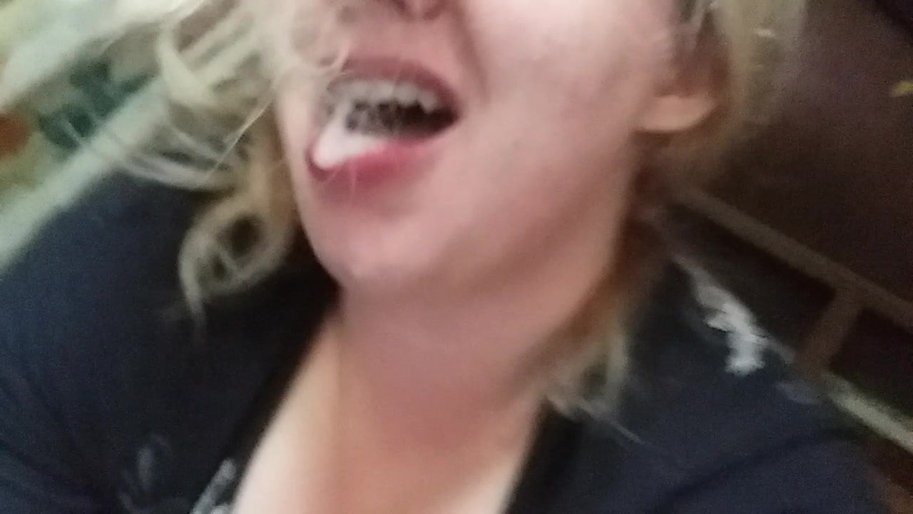 Showing me my cum