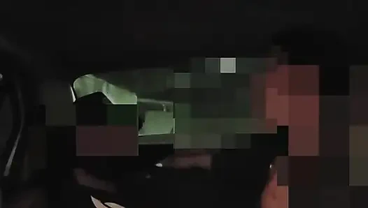 Bir erkek buldum, aldatılmış adamın önünde beni seviştirdi