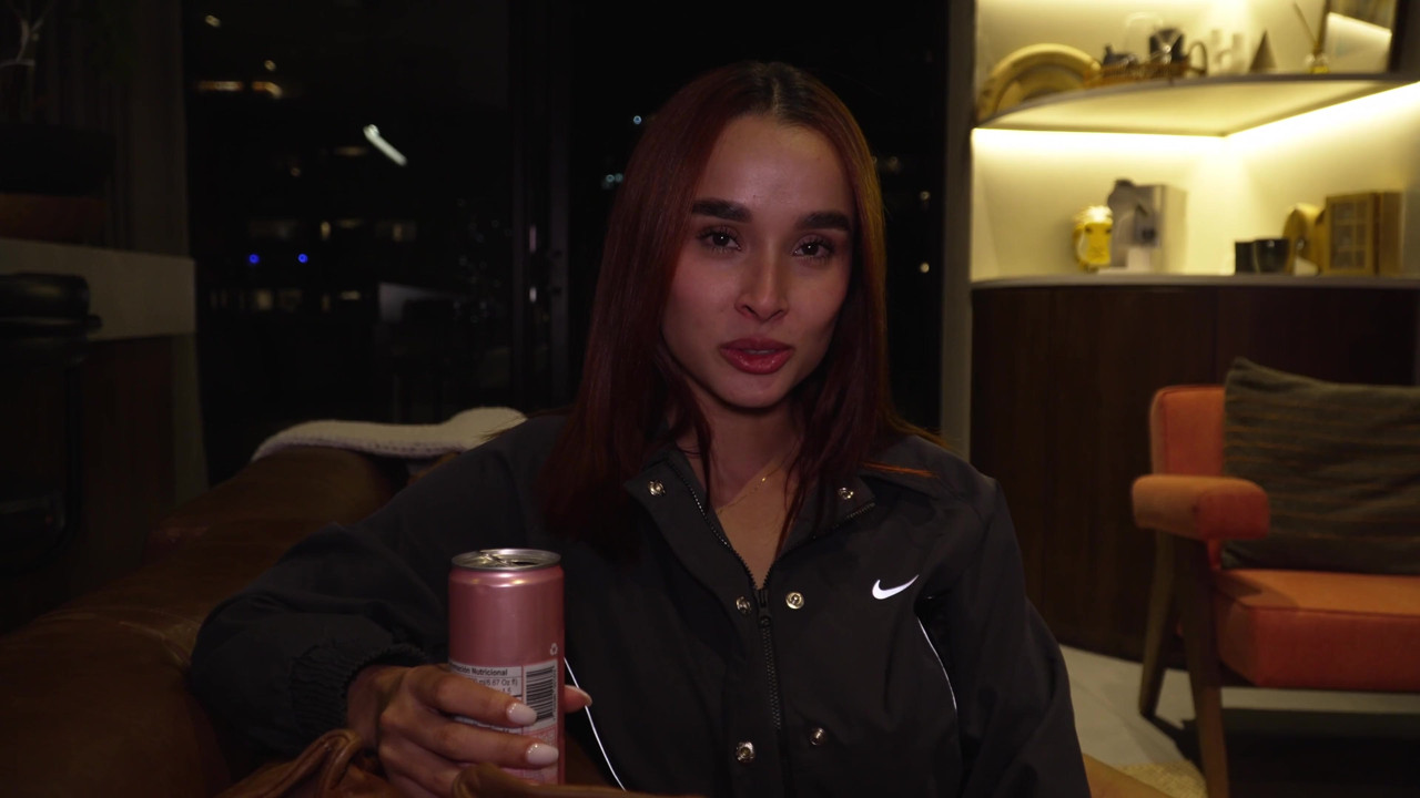 Fucking my LATINA bestfriend until she creams my BIG DICK!