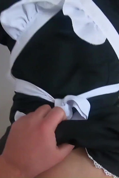 Nimfomanka sobarica zna kako pušiti kurac i jebati se ep 260 - Pregled