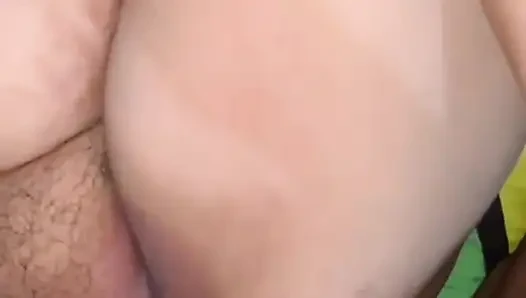 Bir komşunun karısının bir crot tarafından sikildiğinin orijinal video görüntüleri