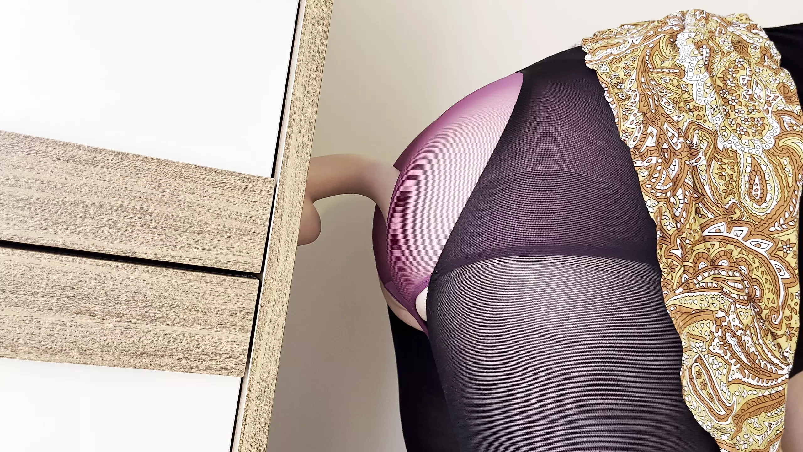 Sunt gata să fiu futută în noile mele ținute sexy