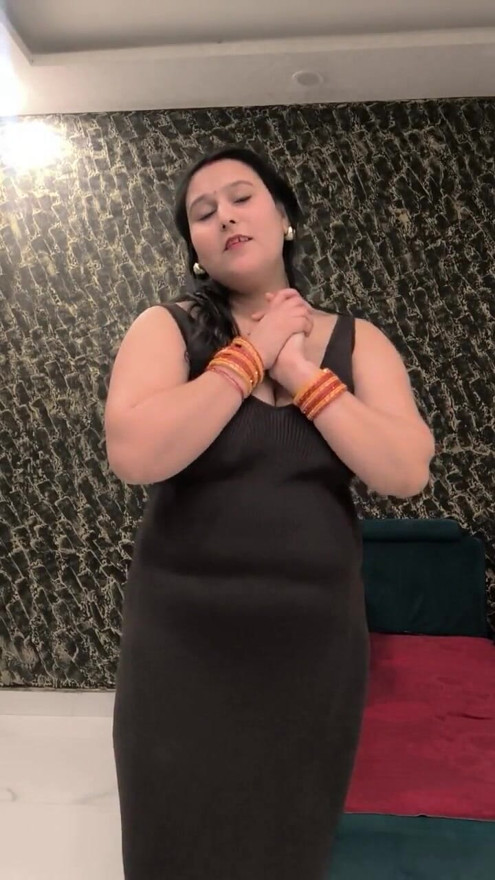 Puja bhabhi fingerings pussy playing with big boobs | Clip 1