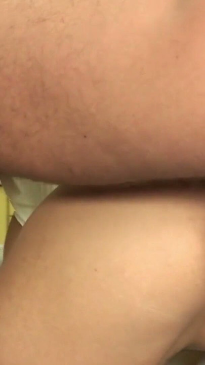 Neulich beim Zahnarzt big boobs Schlampe fickt mit fremden | Clip 2