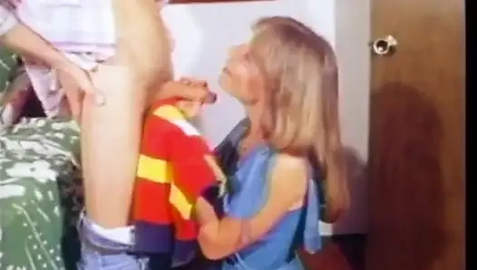Kirli kovboy kız kovboyların yarağına biniyor