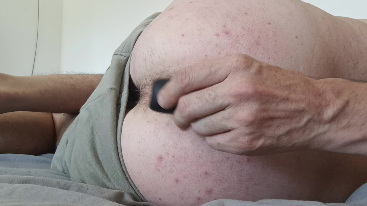 A quick and discreet little shot when no one is looking.