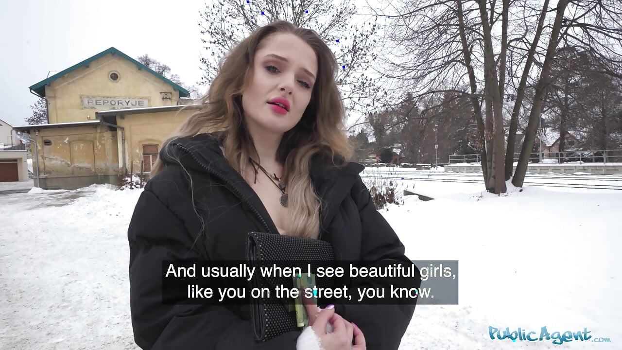 Hot Russian Ballerina har hendes stramme fisse penetreret min en stor fed pik - Public Agent