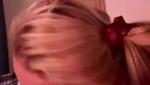 Menggodamu perlahan-lahan membangunmu