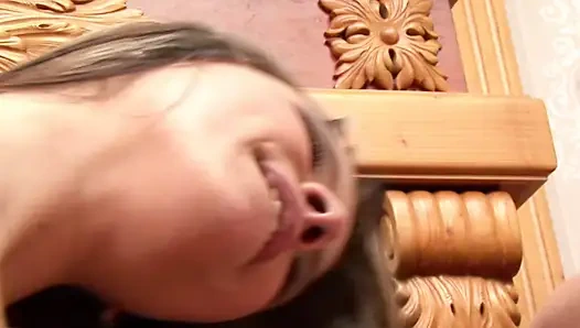 Dua lesbian nakal ini lagi asik jilat memek dan muasin memek beceknya pakai dildo