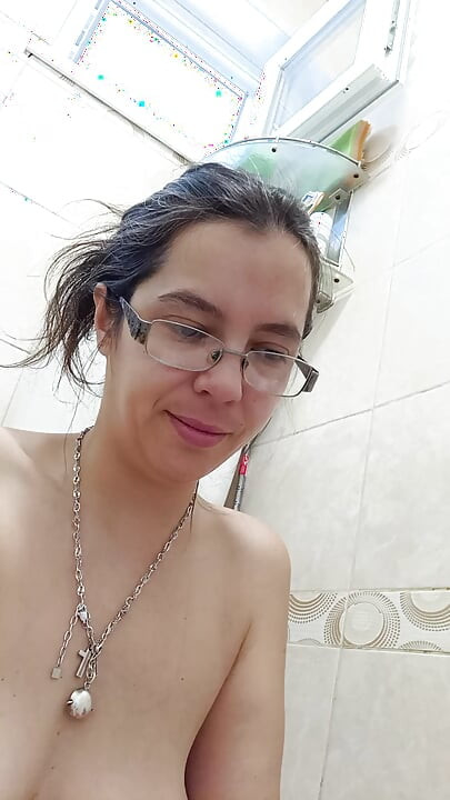 Ateşli banyo gösterisi!