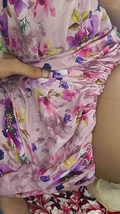 德西繼妹第一次獨自在家操逼
