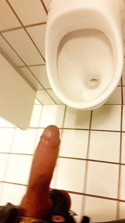 me mijando