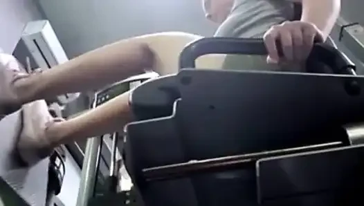 Spor salonunda aşırı fışkırtma