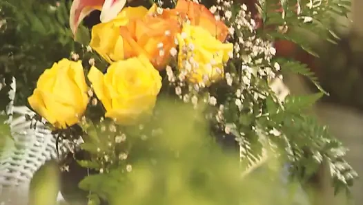 Ateşli kızlar sahne 2_exuberant sarışın ev hanımı götten sert sikiliyor ve spermle kaplanıyor