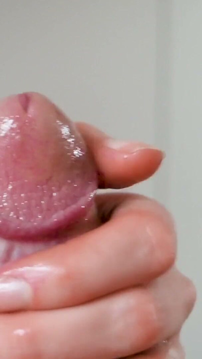 Sensual massage expert handjob from milf Sweetannabella | Clip 1