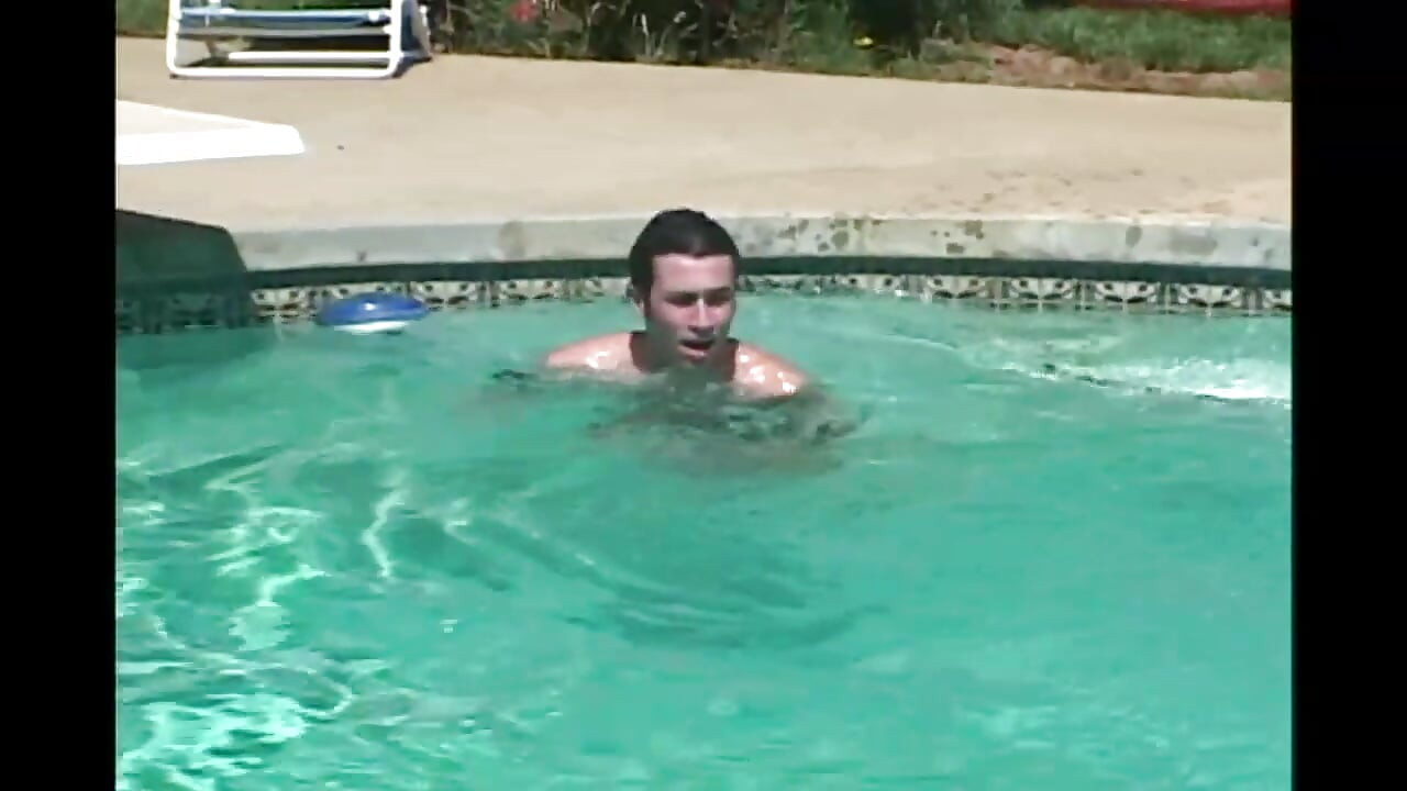 Milf caliente toma la gran polla de un joven