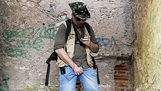 Сильная минетная трах-дырка похотливая Chica и розовая щель выглядит немного полной спермы