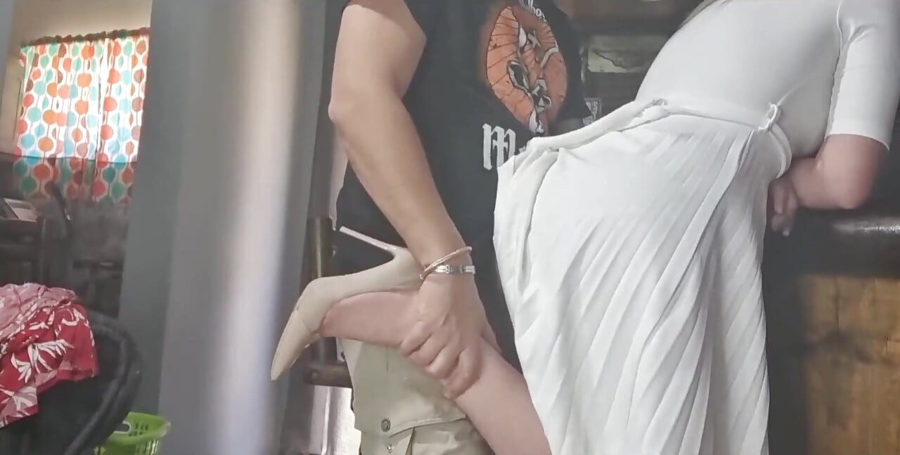 Pssygalore69 Loves a Quick Bar Fuck