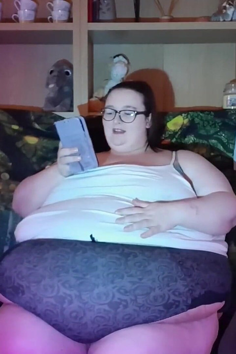 Iubitul lărgește acest corp