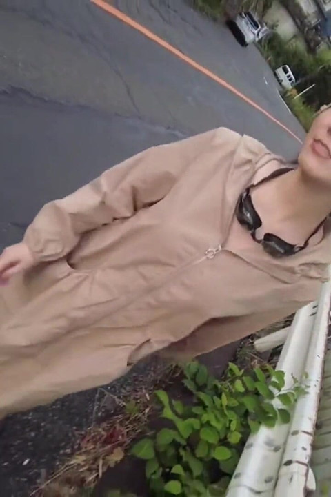 娃娃喜欢幸福与苍白丰满挑逗一个顽皮暴露的改头换面约会 第2部分. 2