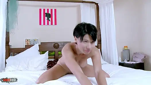 Mademoiselle Justine French Live Webcam Blowjob & Cumshot Show