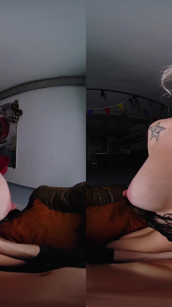 Αξέχαστη στιγμή από το "Once Our Guests Leave We Can Fuck - Virtual Real Porn"