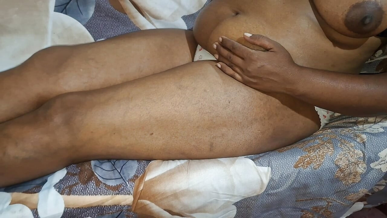 דודה לוהטת עם אקשן רומנטי וציצים גדולים