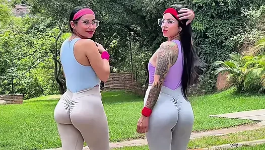 Güzel kadın öğrenciler fizik öğretmeniyle kıçtan sikişiyor