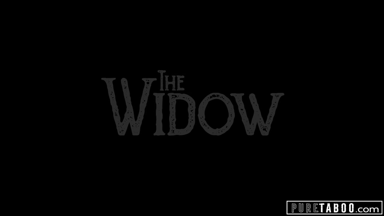 純粋なタブー、セクシートランスガールが悲しみの男をやる