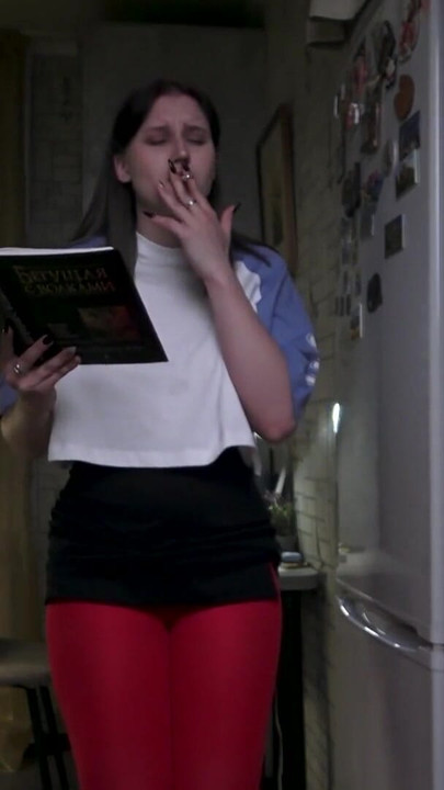 Jaw-dropping moment from "While I was reading and smoking, I accidentally had to pee"