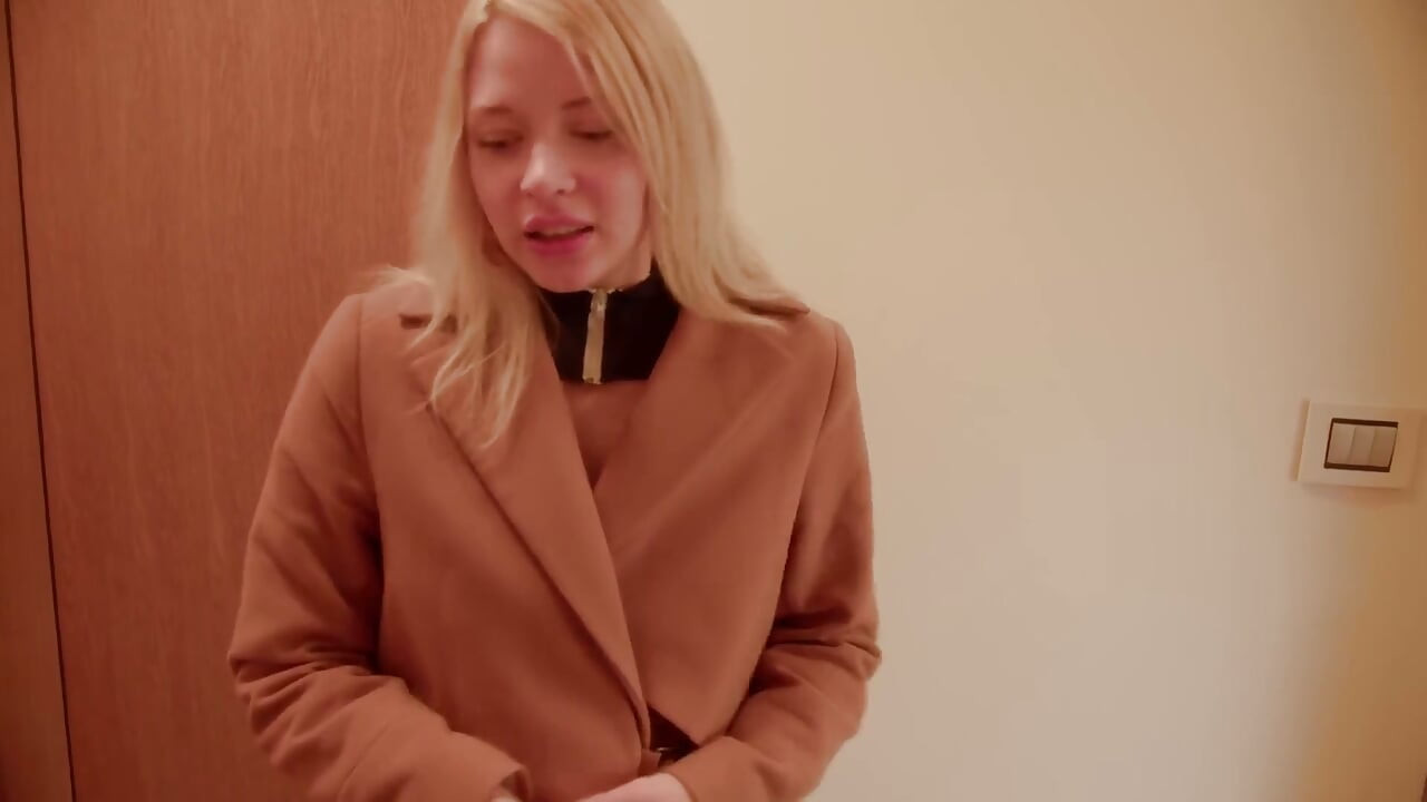 Rent Due Blowjob: Lucky Landlord's Hot Payment