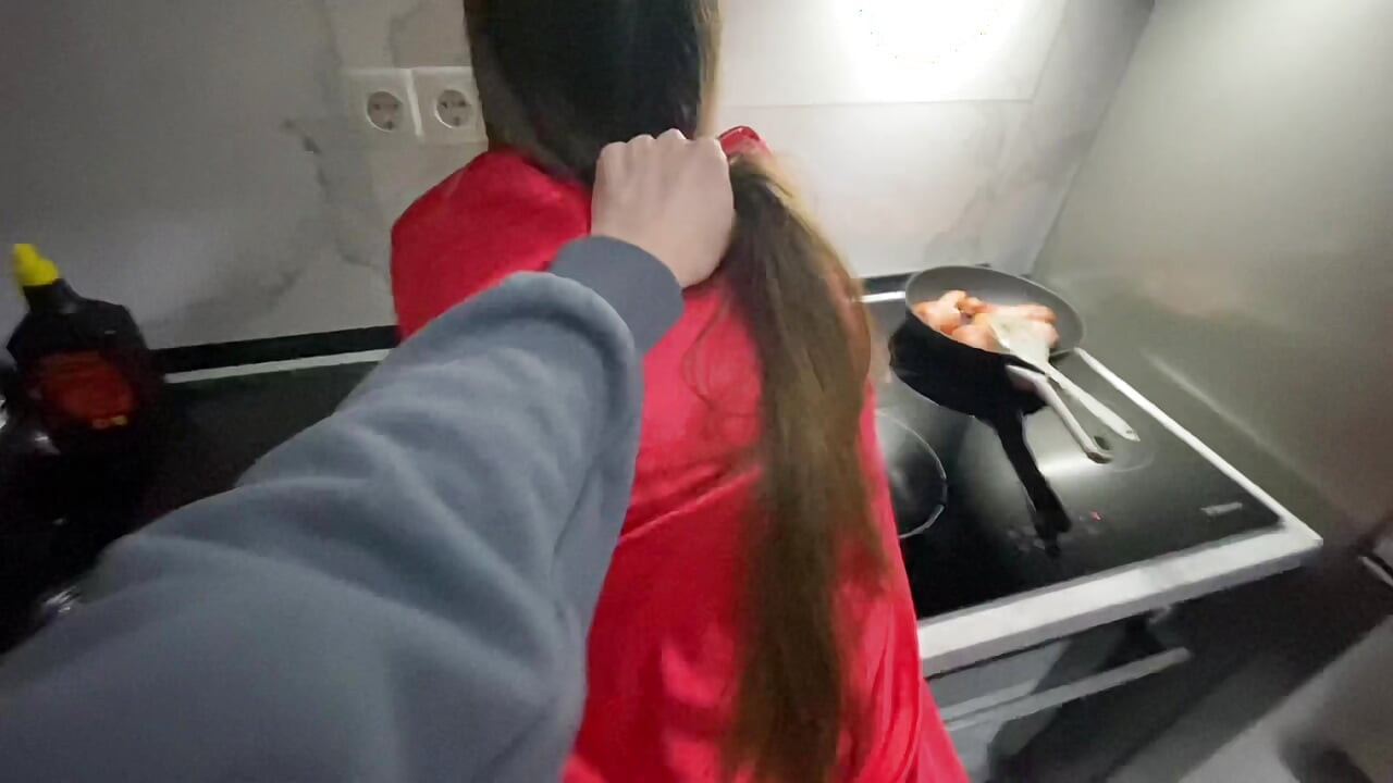 Stepsister Fucked on the Kitchen Table Before Dinner