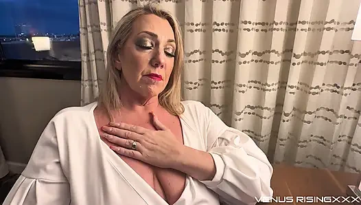 Хуишное событие милфы, фантазийная ролевая игра с фельдшером