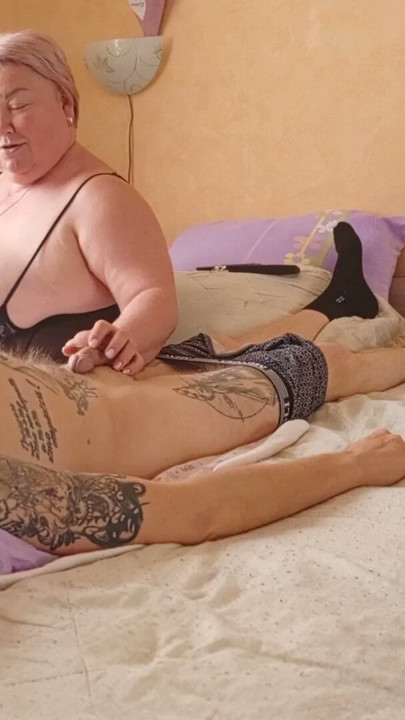 massage, blowjob and penis masturbation from a friend | Clip 1