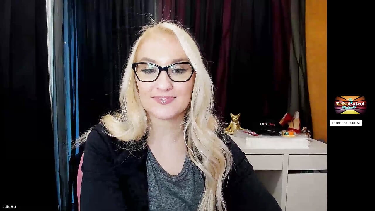 Trikepatrol interview # 70 - Julia robbie