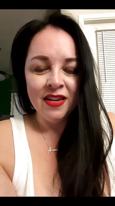 Stream with Big Tits