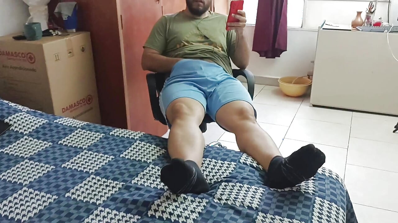 My MILF stepsister teaches me how to masturbate. Spanish porn.
