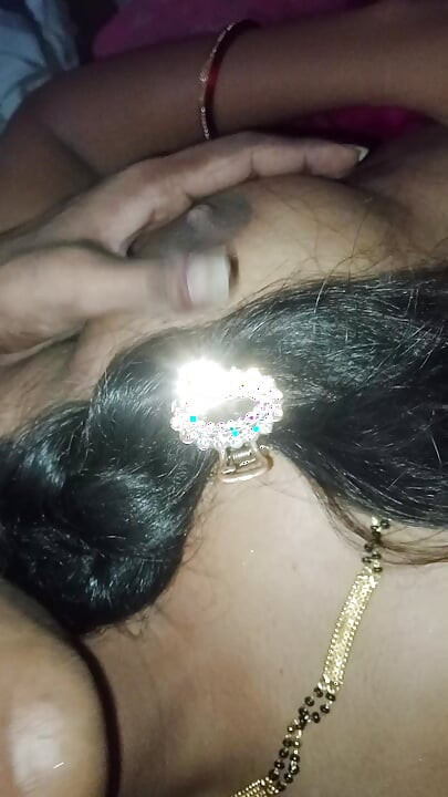 Dzieje się w biurze bhabhi i bhabhi