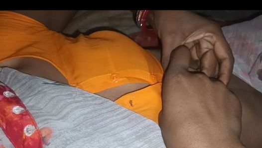 Vidéos de sexe d’un demi-frère baise avec sa demi-sœur toute la nuit