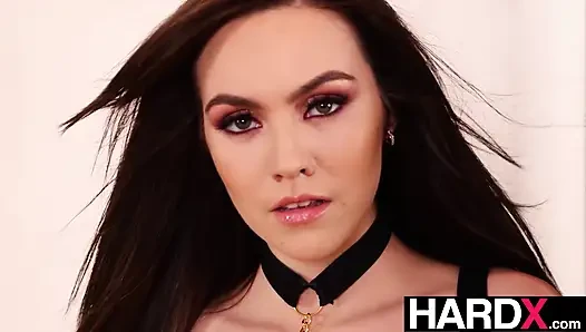 HARDX - doppelter ärger - schönheiten anna claire clouds & freya Parker teilen massiven schwanz