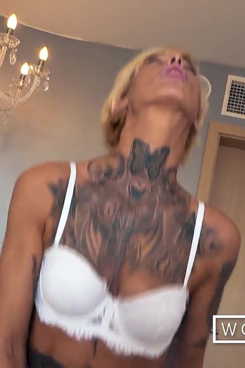 Caliente milf debajo de la follada Vicky Hundt es fácil de follar WOlf Wagner