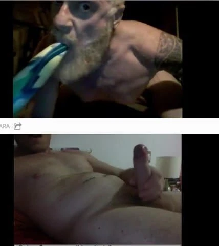 cumshots watching a guy playing with his big toy
