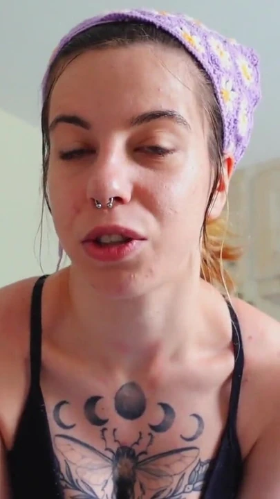 Captivating moment from "✨ VLOG #3 // Shall we test the bed of the van with a hiker?"