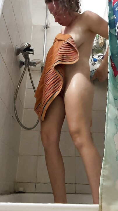 我那火辣的身体需要被宠爱